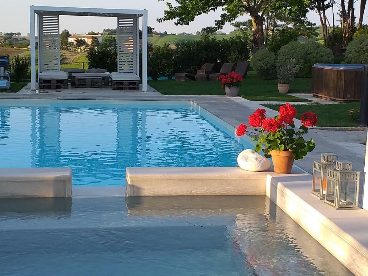 Le Maracla Country House Jesi Kültér fotó