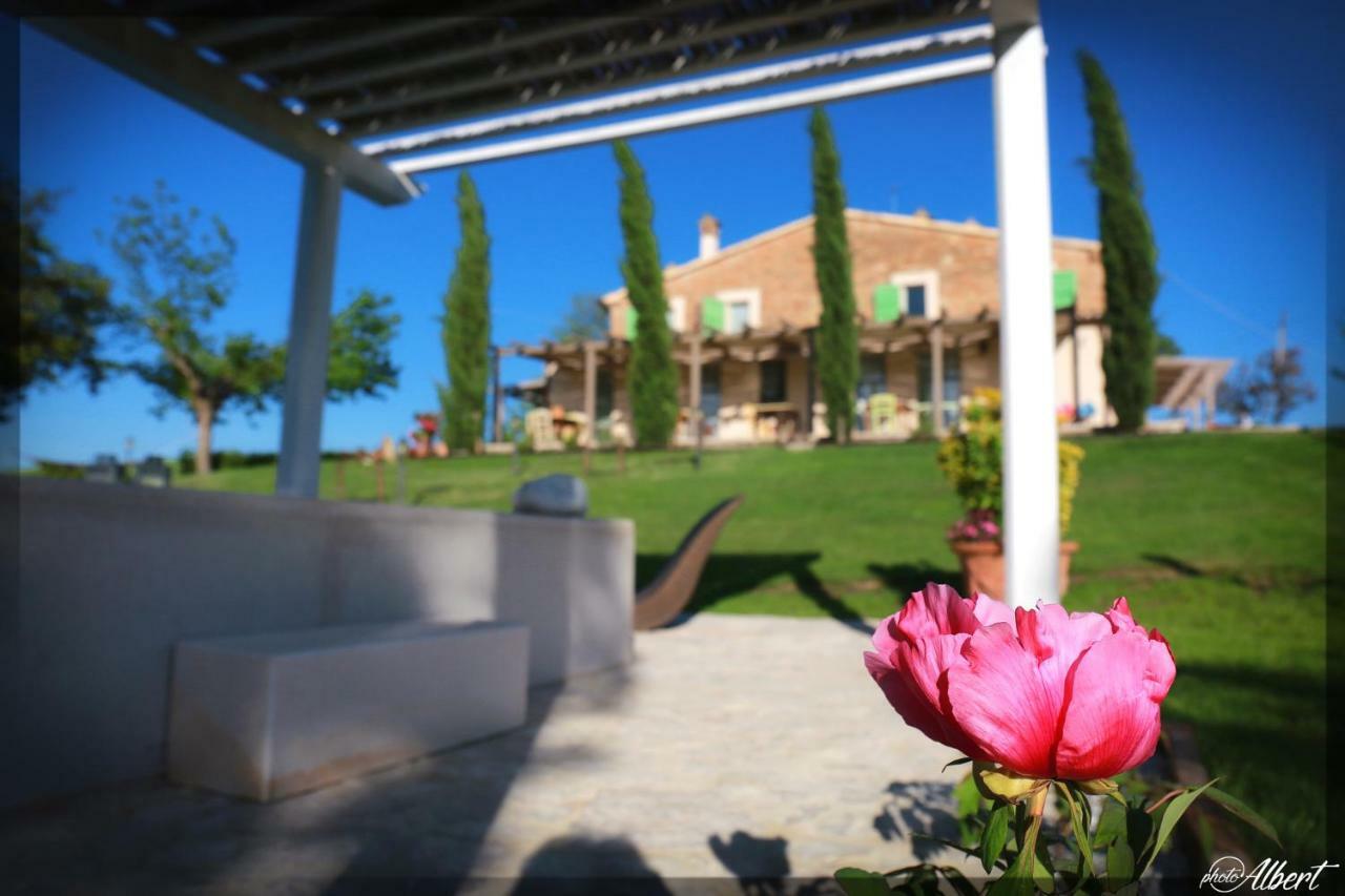 Le Maracla Country House Jesi Kültér fotó
